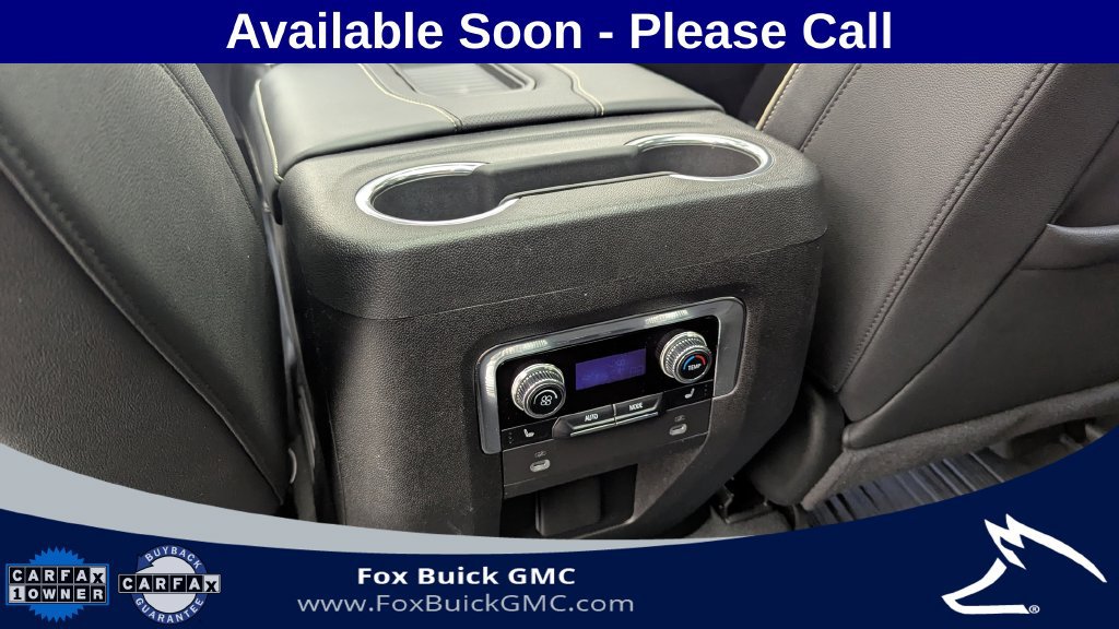 Used 2024 GMC Yukon XL SLT w/ SLT Luxury Package AWD/4WD image 30