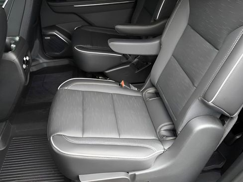 New 2026 Buick Enclave Sport Touring w/ Power Package image 23