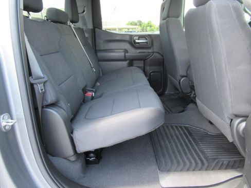 Used 2022 Chevrolet Silverado 1500 Custom w/ Safety Confidence Package RWD image 31