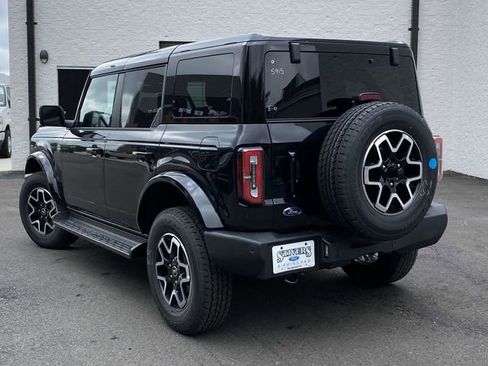 New 2025 Ford Bronco Outer Banks image 18