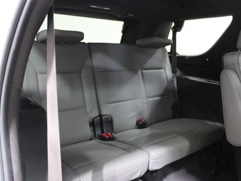 Used 2021 GMC Yukon SLT w/ SLT Premium Package AWD/4WD image 29
