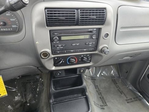 Used 2011 Ford Ranger XLT image 31