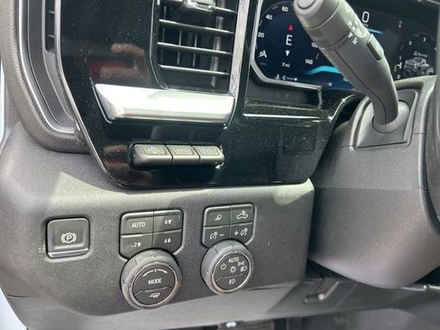 New 2026 Chevrolet Silverado 2500 High Country w/ Technology Package AWD/4WD image 18