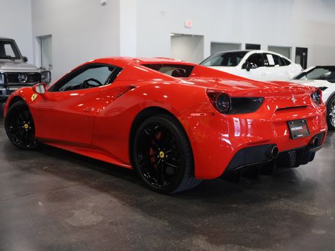 Used 2017 Ferrari 488 Spider RWD image 7