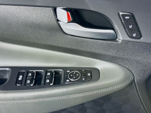 Used 2022 Hyundai Santa Fe Limited FWD image 24