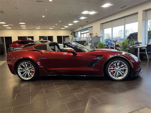 Used 2016 Chevrolet Corvette Z06 w/ Z07 Performance Package image 7