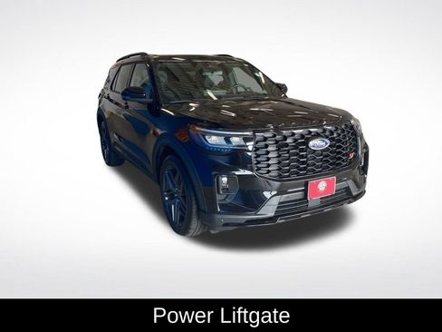 Used 2025 Ford Explorer ST AWD/4WD image 16