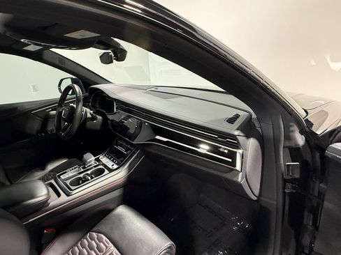 Used 2024 Audi RS Q8 AWD/4WD image 45