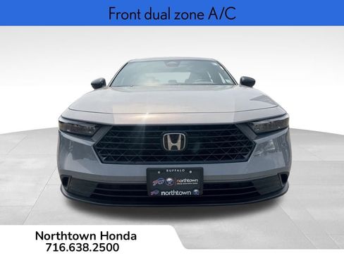 Used 2025 Honda Accord Sport image 3