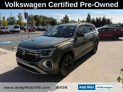 Used 2024 Volkswagen Atlas Peak Edition SEL AWD/4WD image 3