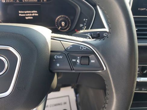 Used 2020 Audi Q5 e Prestige image 25