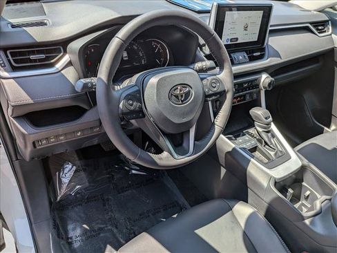 Used 2025 Toyota RAV4 XLE Premium w/ Weather Package FWD image 10
