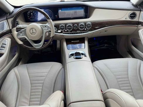 Used 2019 Mercedes-Benz S 560 Sedan image 18