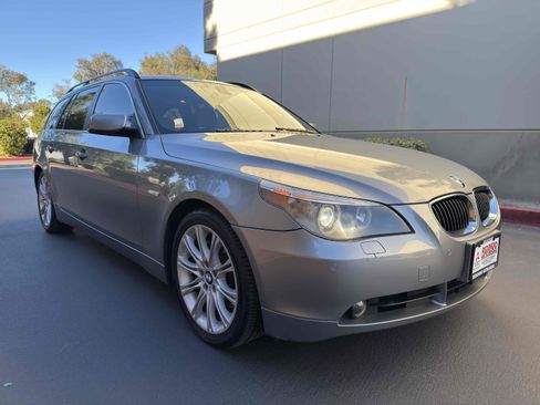 Used 2006 BMW 530xi Wagon image 9
