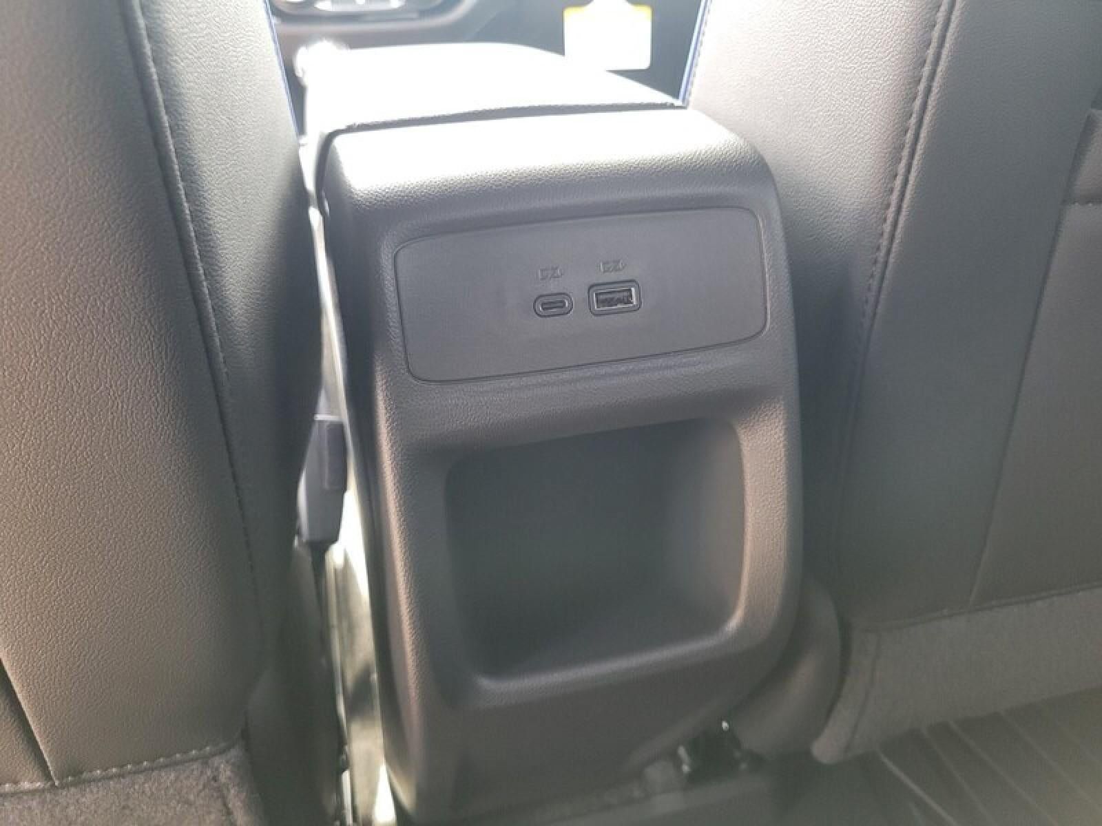 New 2026 Buick Envista Sport Touring w/ Convenience I Package FWD image 26