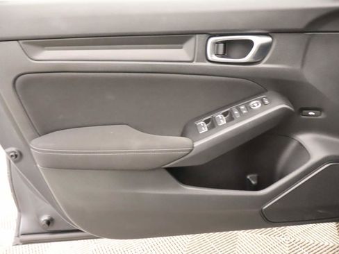 Used 2025 Honda Civic Sport image 17