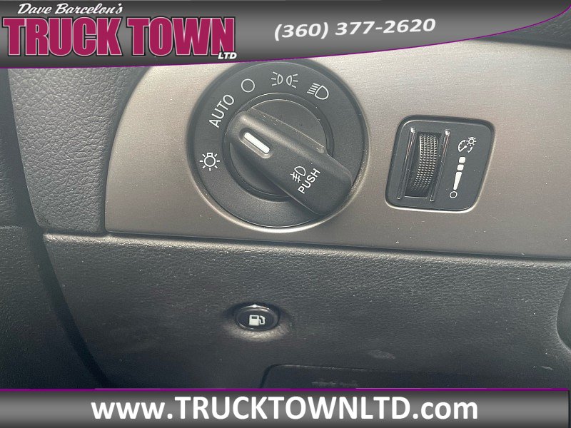 Used 2015 Dodge Durango R/T w/ Technology Group AWD/4WD image 17