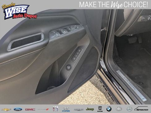 Used 2019 Chevrolet Equinox Premier w/ LPO, Cargo Package AWD/4WD image 10