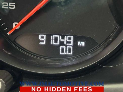 Used 2021 Porsche Macan image 22