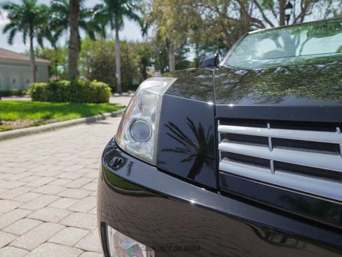 Used 2004 Cadillac XLR RWD image 82