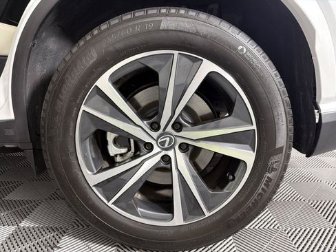 Used 2024 Lexus RX 350 FWD w/ Technology Package image 18