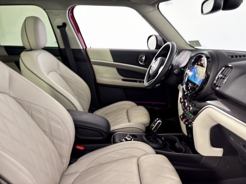 Used 2024 MINI Cooper Countryman S w/ Signature Upholstery Package FWD image 30