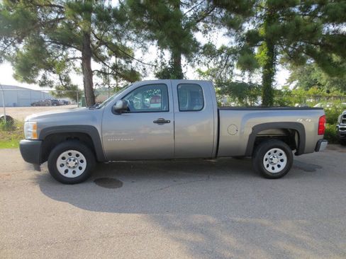 Used 2012 Chevrolet Silverado 1500 W/T image 1