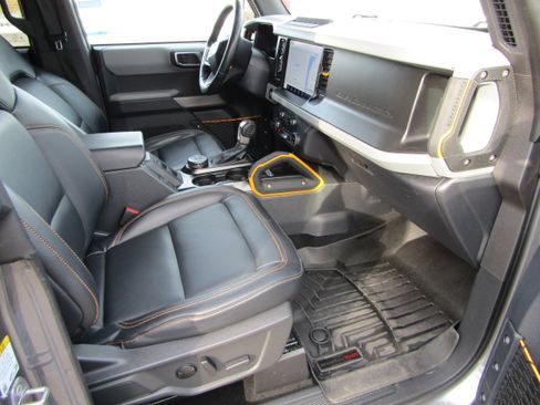 Certified 2023 Ford Bronco Badlands image 19