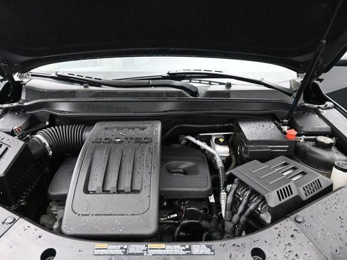 Used 2017 Chevrolet Equinox LT image 23