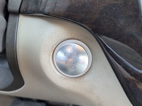 Used 2013 Mercedes-Benz ML 350 BlueTEC 4MATIC image 18