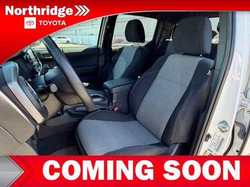 Used 2023 Toyota Tacoma TRD Sport AWD/4WD image 6