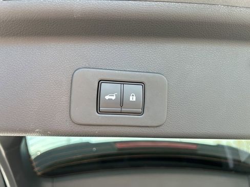 Used 2025 Nissan Murano SL AWD/4WD image 35