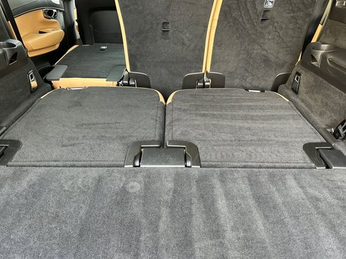 Certified 2023 Volvo XC90 B6 Ultimate image 19