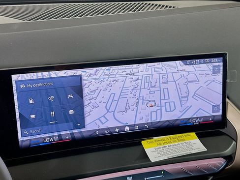 Used 2025 BMW X3 xDrive30i w/ Premium Package image 12