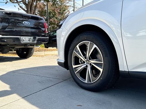 Used 2024 Lexus RX 350 Premium w/ Accessory Package (K3) FWD image 12