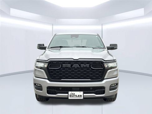 Used 2025 RAM 1500 Big Horn AWD/4WD image 12
