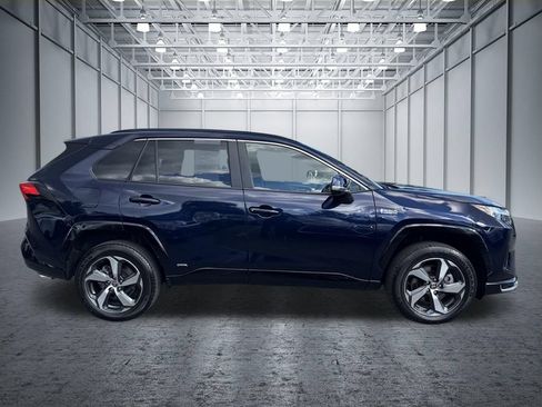Used 2024 Toyota RAV4 SE w/ Weather & Moonroof Package AWD/4WD image 24