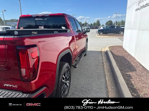 Certified 2025 GMC Sierra 1500 AT4 w/ Technology Package AWD/4WD image 4