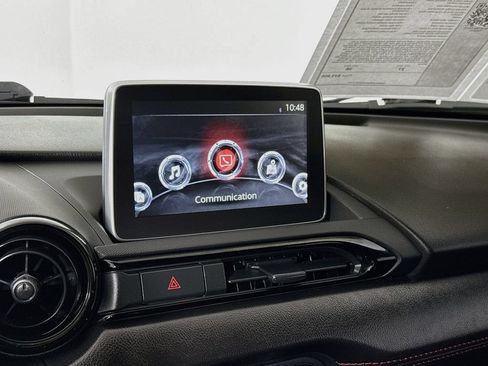 Used 2016 MAZDA MX-5 Miata Club RWD image 15