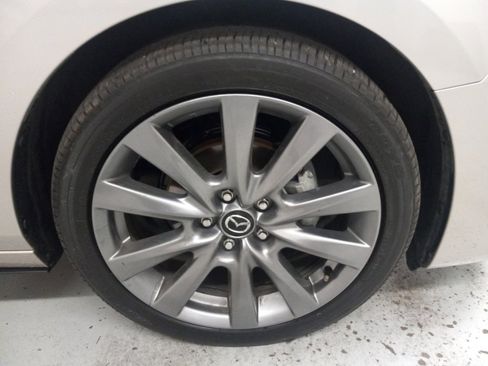 Used 2025 MAZDA MAZDA3 s image 4