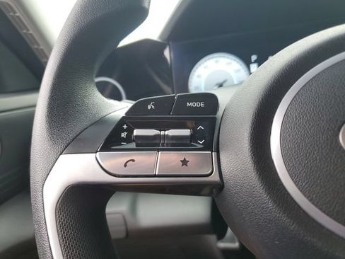 Certified 2024 Hyundai Elantra SEL FWD image 21