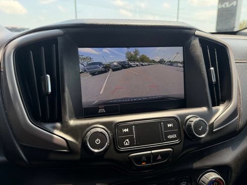 Used 2023 GMC Terrain AT4 AWD/4WD image 19