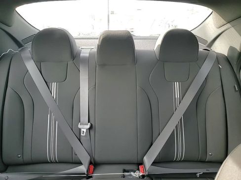 New 2025 Hyundai Elantra SEL image 23