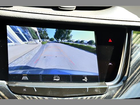 Used 2024 Cadillac XT6 Premium Luxury w/ LPO, Floor Liner Package AWD/4WD image 24