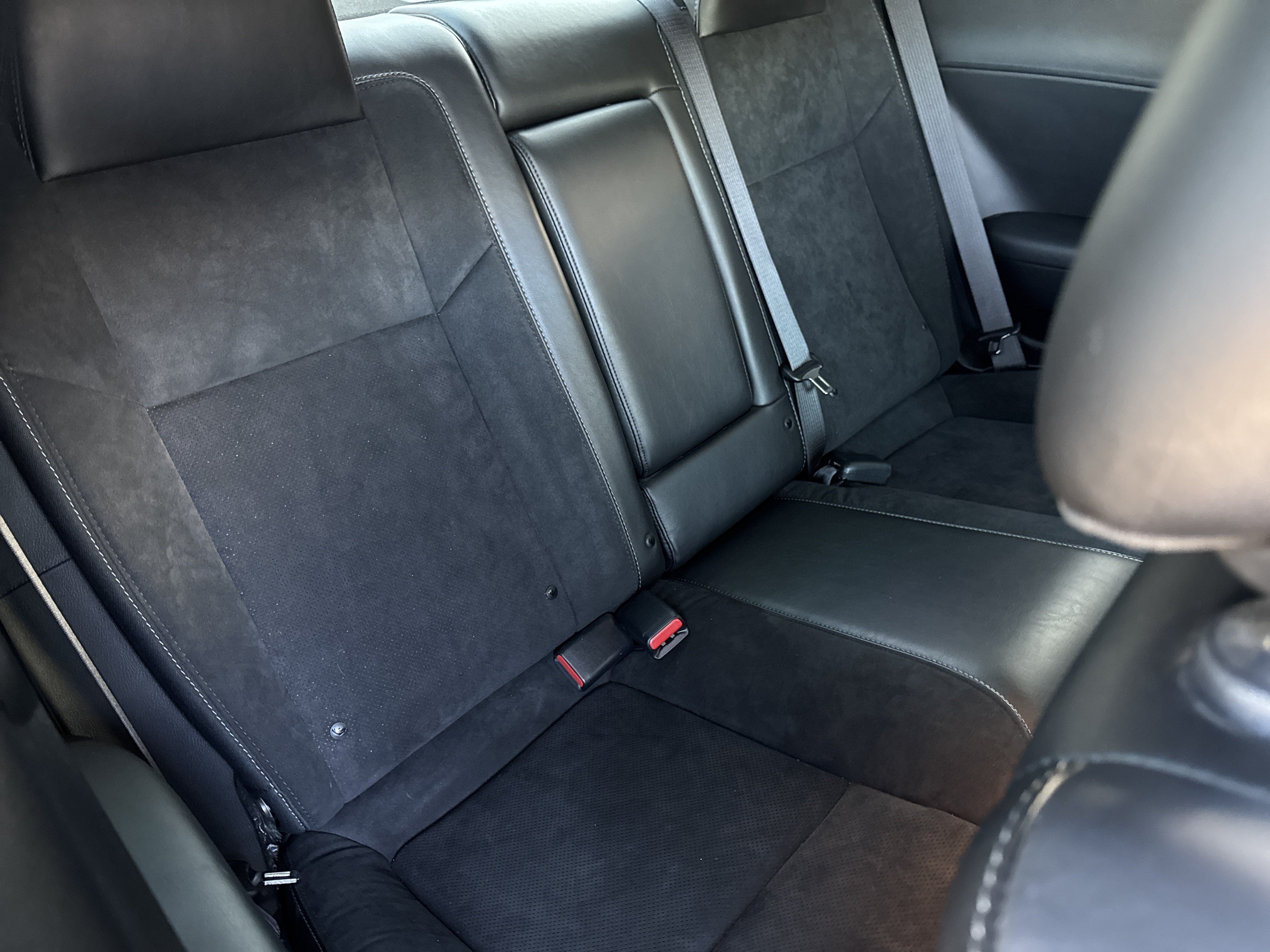Used 2022 Dodge Challenger R/T w/ Plus Package RWD image 10
