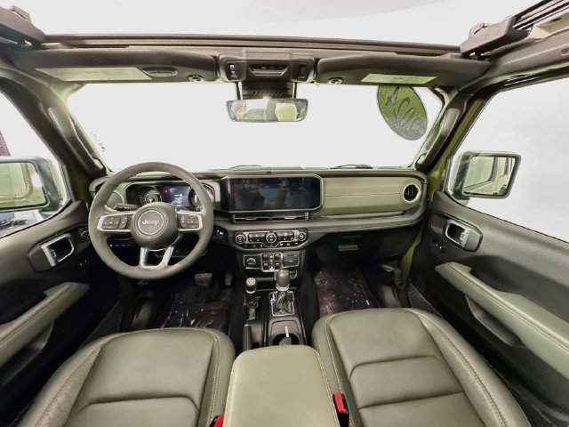 Used 2024 Jeep Wrangler High Altitude AWD/4WD image 33