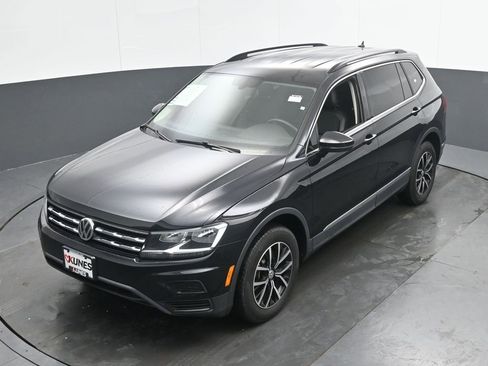 Used 2021 Volkswagen Tiguan S image 40
