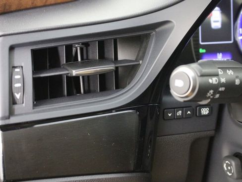 Used 2022 Lexus ES 350 w/ Premium Package image 19