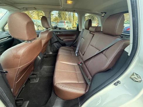 Used 2018 Subaru Forester 2.5i Touring image 17