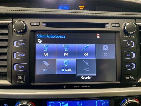 Used 2019 Toyota Highlander Limited image 17